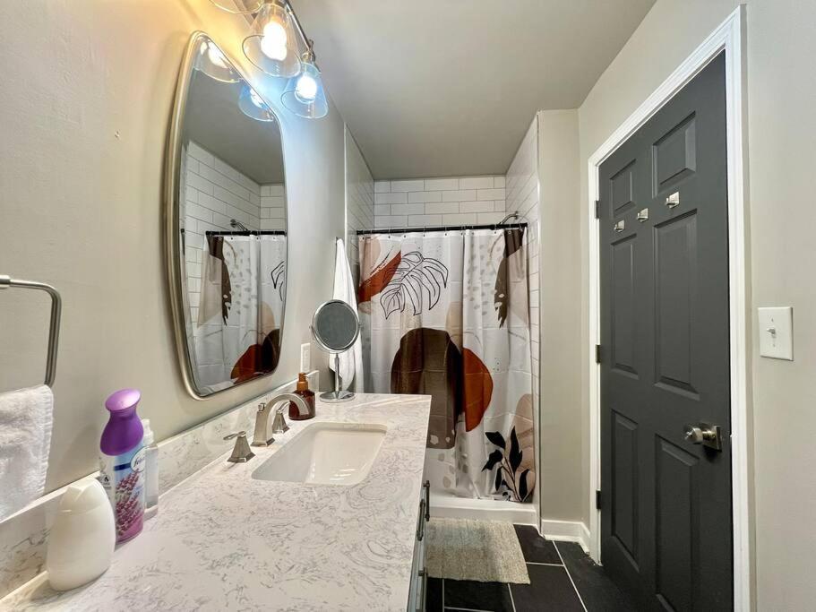 Modern Style Home Near Dt Indy & Major Attractions Indianápolis Exterior foto